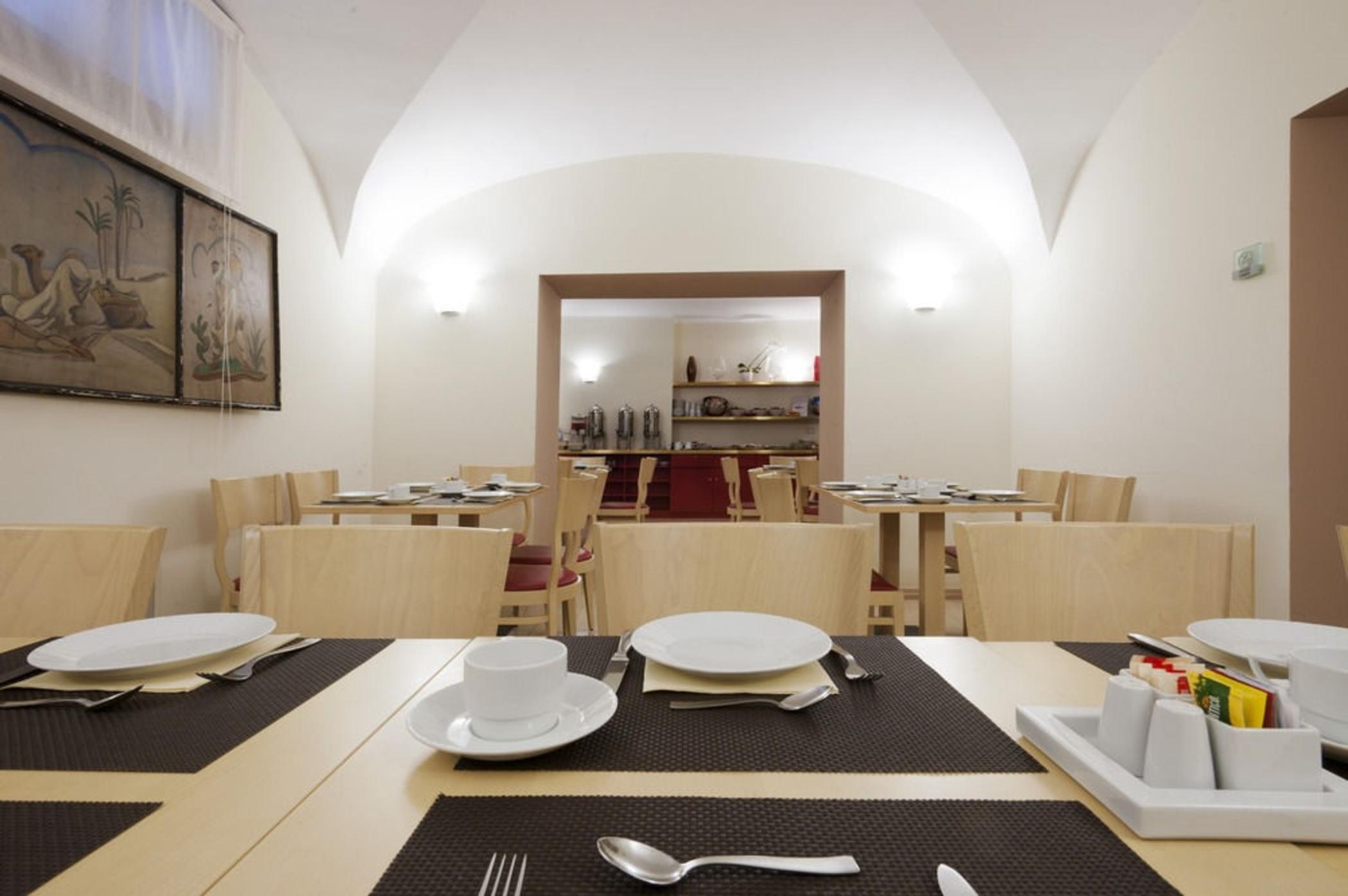 Garibaldi Hotel 4*